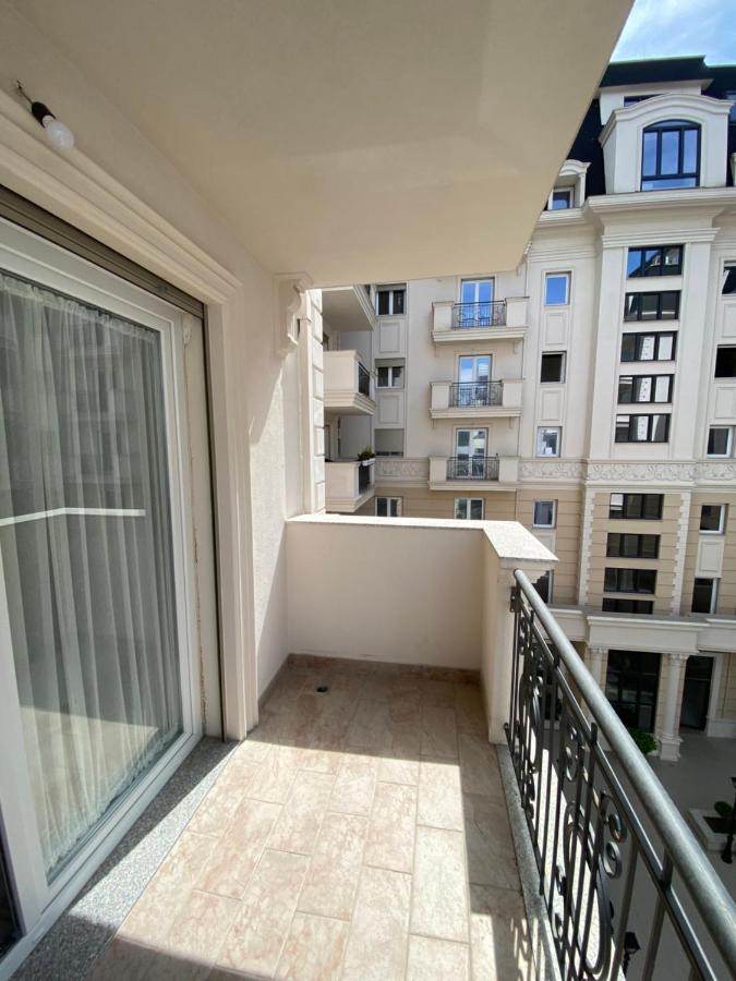 Apartment 2+1 Center Of Shkodër Esterno foto