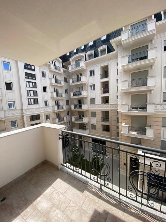 Apartment 2+1 Center Of Shkodër Esterno foto